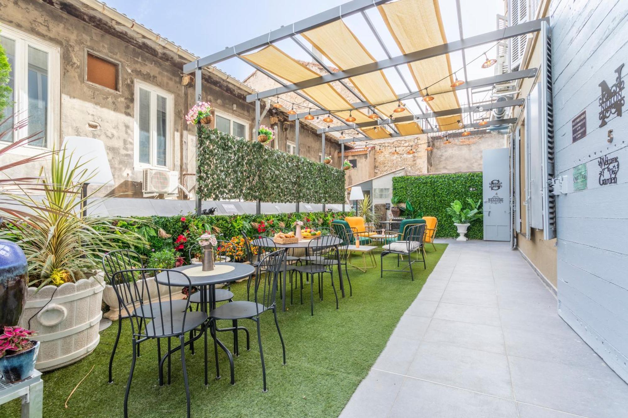 Adira Marseille Montgrand 2 Etoiles Daire Dış mekan fotoğraf